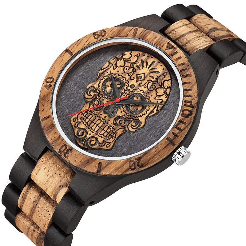 Reloj de madera de cebra marrón para hombre, pulsera de cuarzo con correa de madera, Calavera pirata grabada