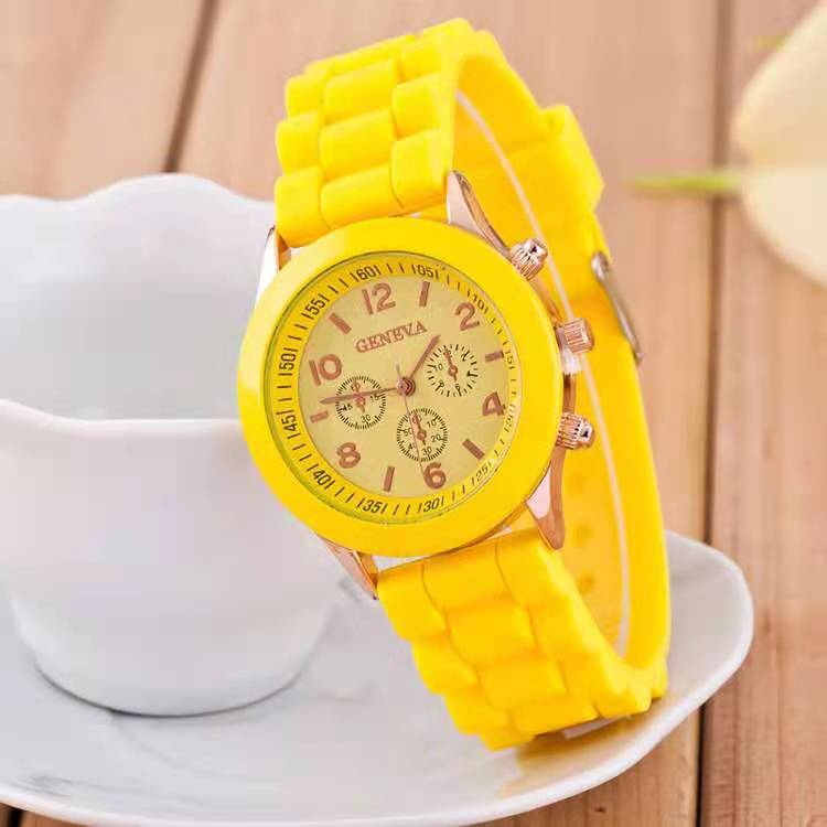 WOKAI ¡NUEVO 2021! Reloj de cuarzo casual con correa de silicona y cristales para mujeres. Disponible en TODOS LOS COLORES 🌈⌚💎 #ModaFemenina #RelojDeCuarzo 👩‍🦰💕