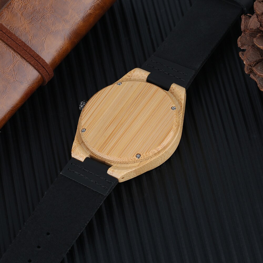 🌍 Reloj de Madera con Mapa Mundial Tallado para Hombres 🕰️, Reloj de Moda de Madera de Bambú 🎋, Reloj de Pulsera de Cuarzo Retro con Correa de Cuero Marrón 🏞️, Esfera con Escala de Reloj ⏱️.