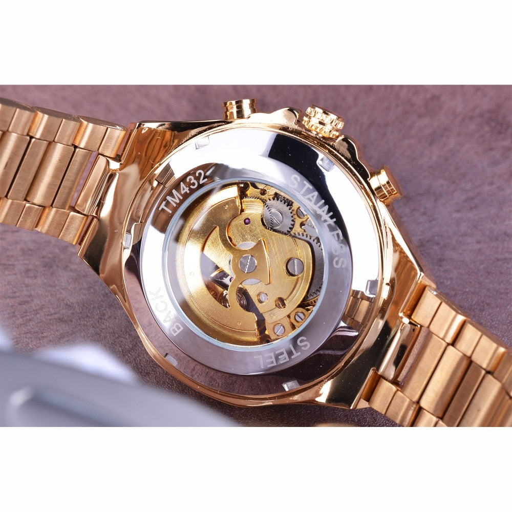 Winner Esta elegante "Montre Homme" cuenta con un movimiento automático y un esqueleto que lo hace único. ¡Un reloj de primera categoría para hombres con gusto por el lujo y el estilo deportivo! ⌚🏆