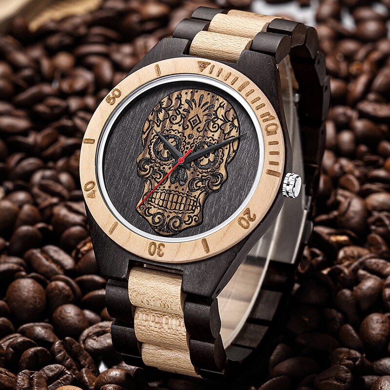 Reloj de madera de cebra marrón para hombre, pulsera de cuarzo con correa de madera, Calavera pirata grabada