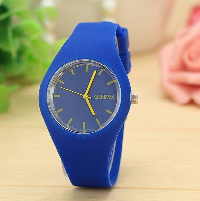 GENEVA Reloj ultrafino con correa de silicona para hombre y mujer, cronógrafo de pulsera de gelatina, Color crema, regalo de moda