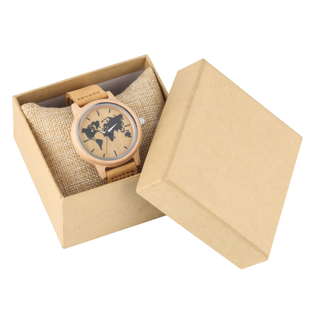 🌍 Reloj de Madera con Mapa Mundial Tallado para Hombres 🕰️, Reloj de Moda de Madera de Bambú 🎋, Reloj de Pulsera de Cuarzo Retro con Correa de Cuero Marrón 🏞️, Esfera con Escala de Reloj ⏱️.
