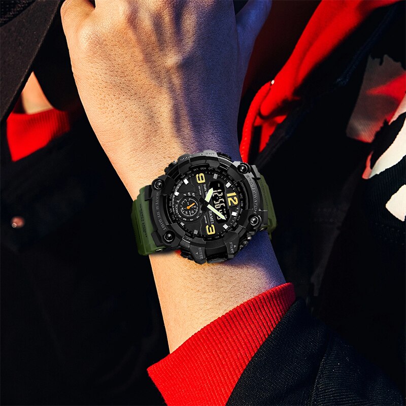 SKMEI Reloj digital multifuncional SKMEI para hombres con doble movimiento, que muestra 3 zonas horarias. Resistente al agua y perfecto para actividades deportivas. ¡Mantente siempre a tiempo con este reloj electrónico! ⌚️🏃‍♂️💦