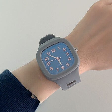 Square Quartz Watches for Men and Women Ins Style Simple Waterproof Sports Watch Leisure Fashion Student Couple Watch Wholesale
