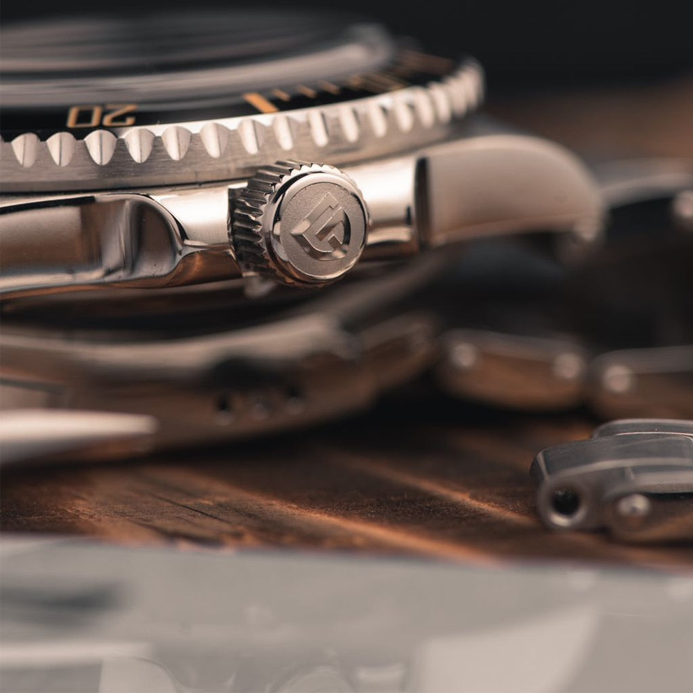 PAGANI DESIGN - Reloj mecánico para hombre con bisel de cerámica y cristal de zafiro, automático y superluminoso. ¡Elegante y funcional! ⌚🔥🕶️