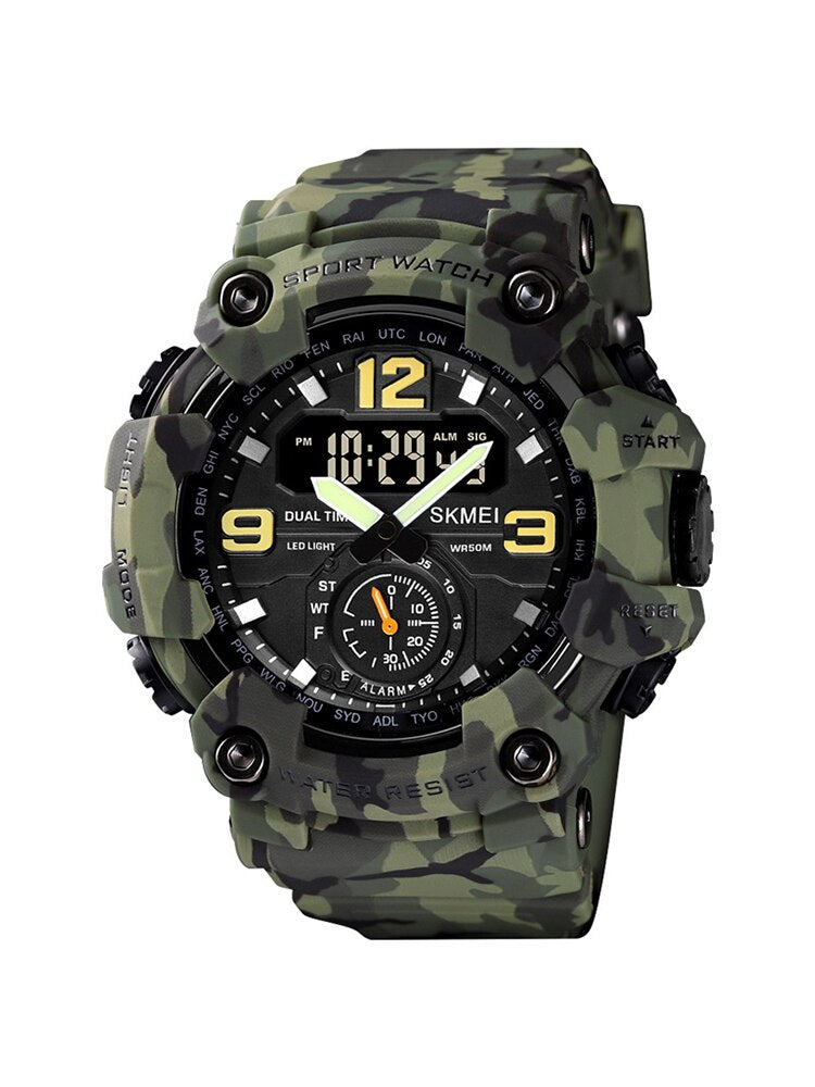 SKMEI Reloj digital multifuncional SKMEI para hombres con doble movimiento, que muestra 3 zonas horarias. Resistente al agua y perfecto para actividades deportivas. ¡Mantente siempre a tiempo con este reloj electrónico! ⌚️🏃‍♂️💦