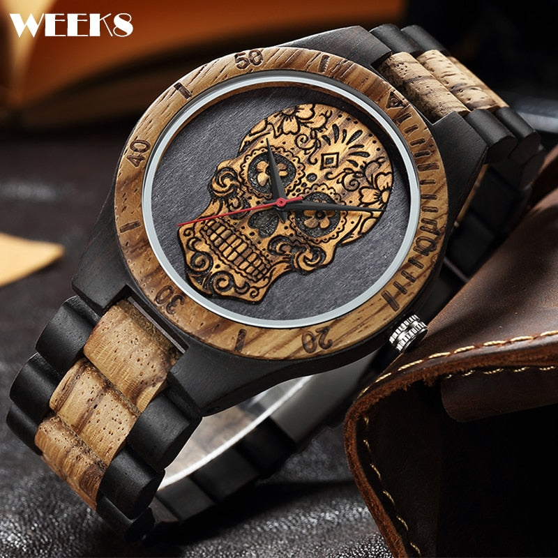 Reloj de madera de cebra marrón para hombre, pulsera de cuarzo con correa de madera, Calavera pirata grabada
